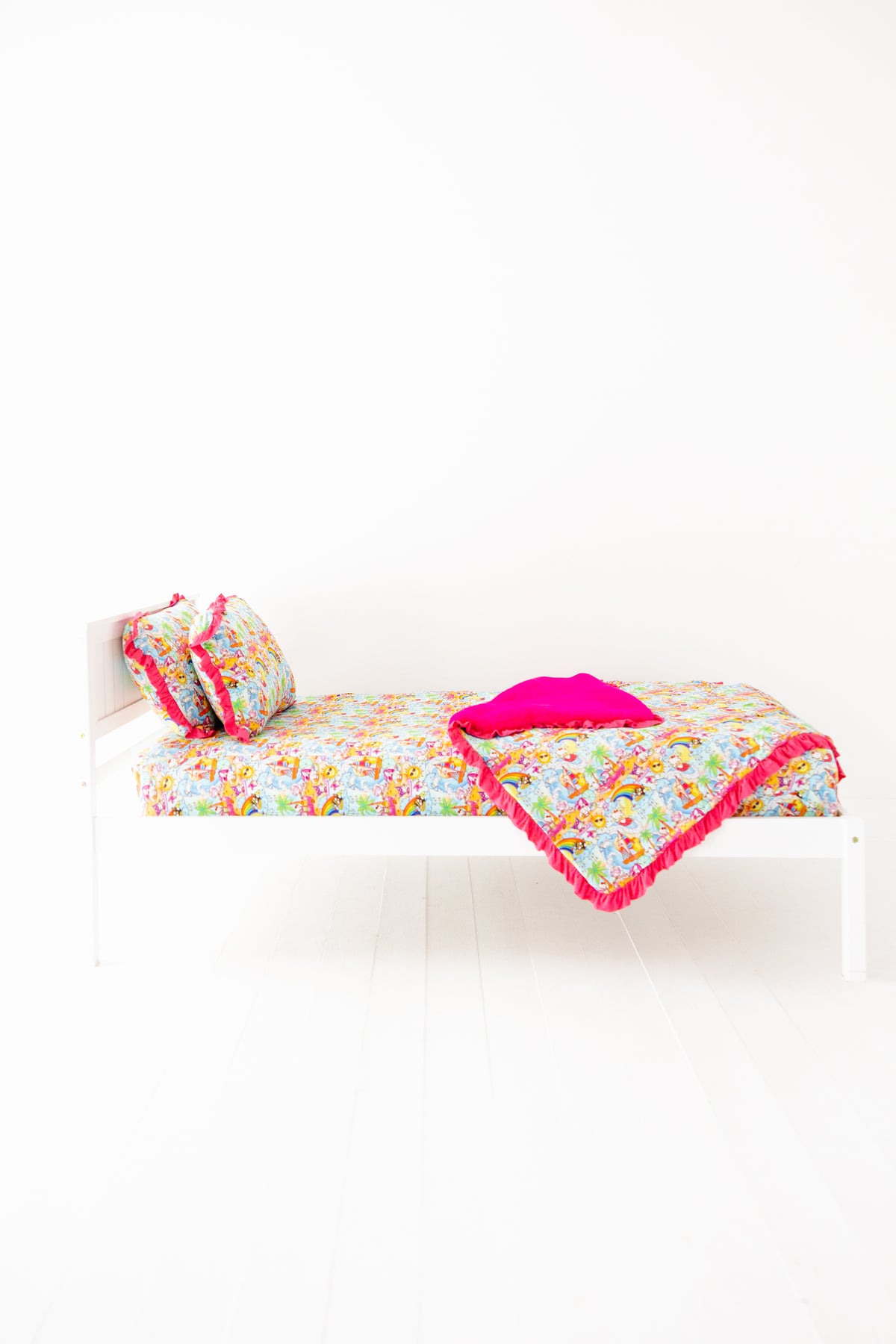 Paradise Pals- Twin Sheet/Pillowcase SET